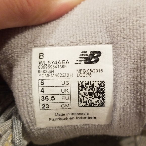 New Balance 574 - Picture 4 of 6